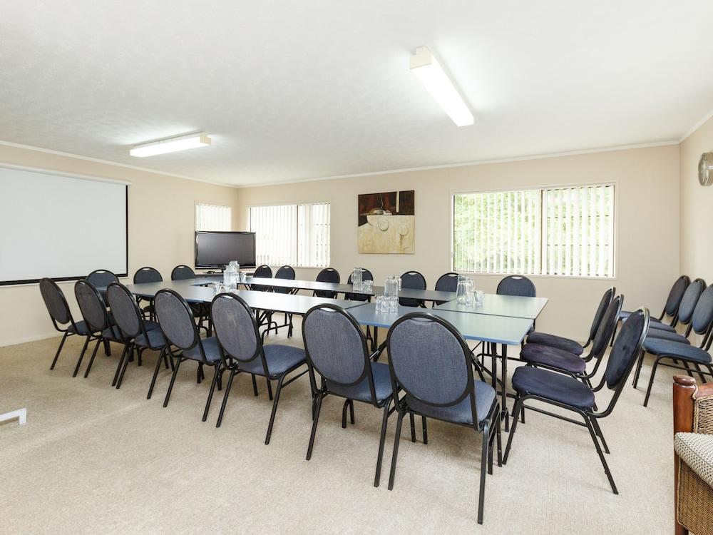 פלמרסטון נורת' Kauri Court Motel מראה חיצוני תמונה