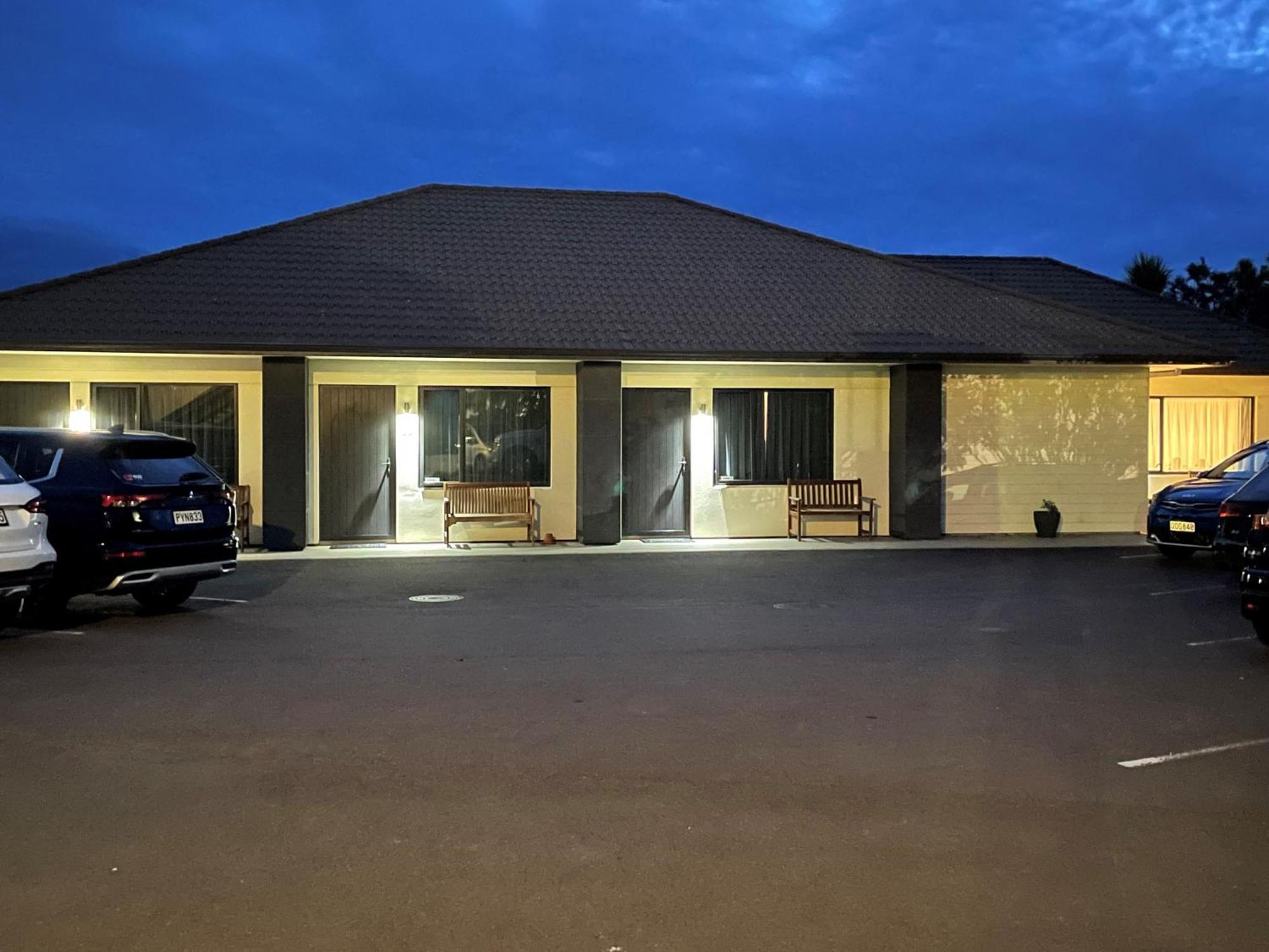 פלמרסטון נורת' Kauri Court Motel מראה חיצוני תמונה