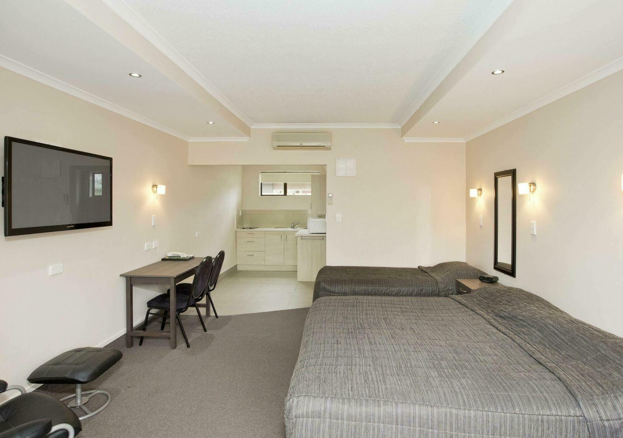 פלמרסטון נורת' Kauri Court Motel מראה חיצוני תמונה